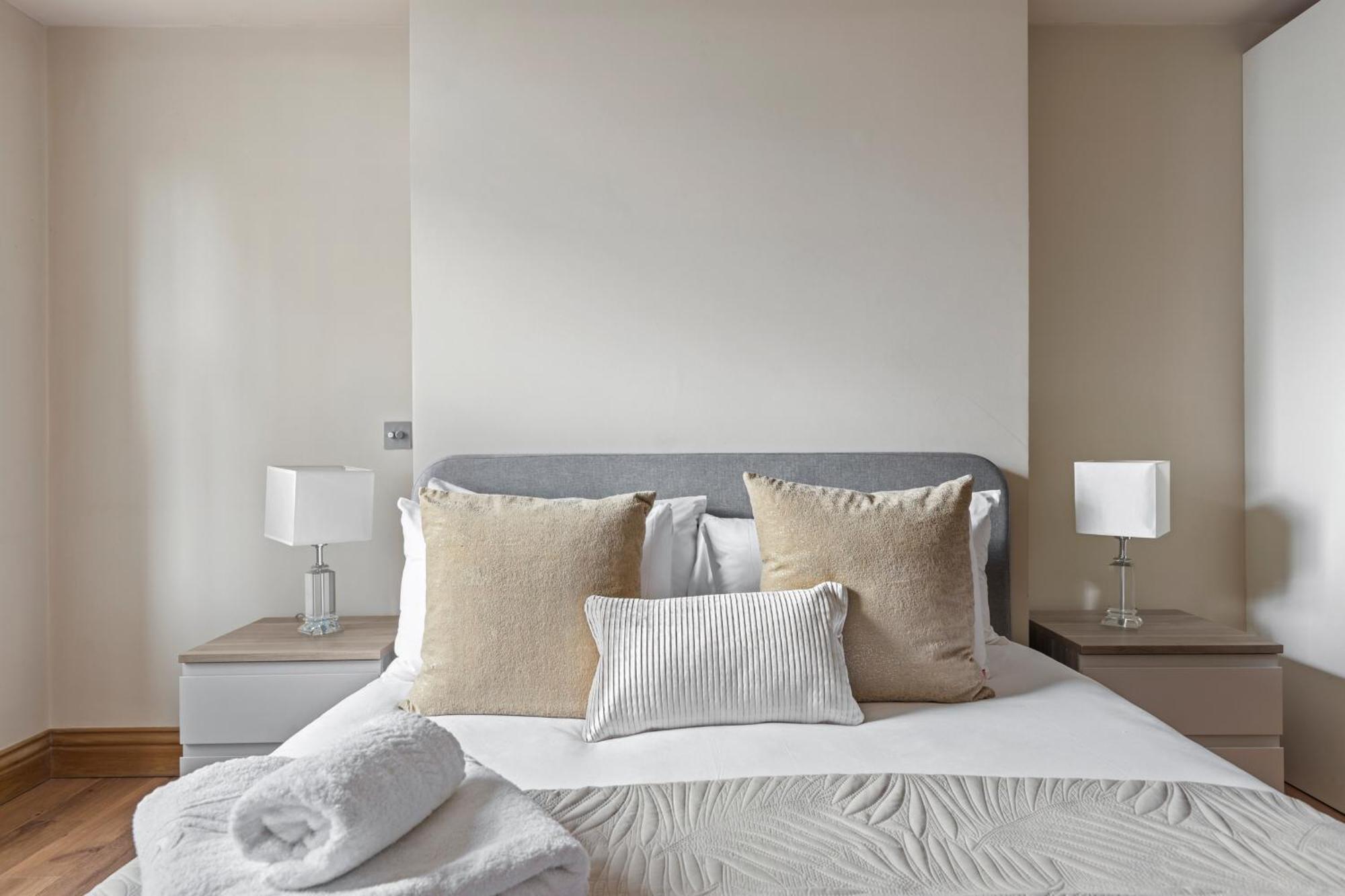 Enchanting Hideaway - La Reserve South Kensington Лондон Екстериор снимка